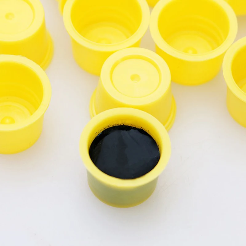 

100Pcs Yellow Disposable Tattoo Paint Dispenser Cup Suitable for Tattoo Holder Container, Saves the Pigment, Not Easy to Leak
