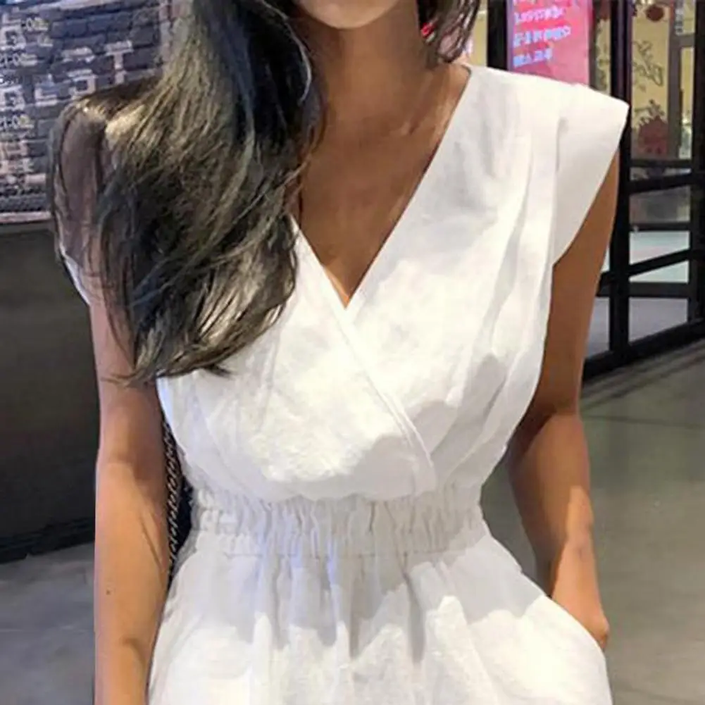 

Backless Rompers Flexible V-neck Solid Color Sleeve-less Shorts Jumpsuits for Outdoor