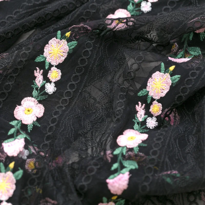 Черная вышитая ткань белая кружевная вышивка tissu модные платья ручной работы Diy одежда пэчворк