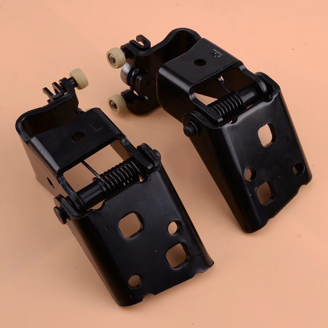 

Beler 72560-S0X-A53 1 пара силовых раздвижных дверей шарнир центральный роликовый узел 72520-S0X-A53 Подходит для Honda Odyssey 1999 2000-2004