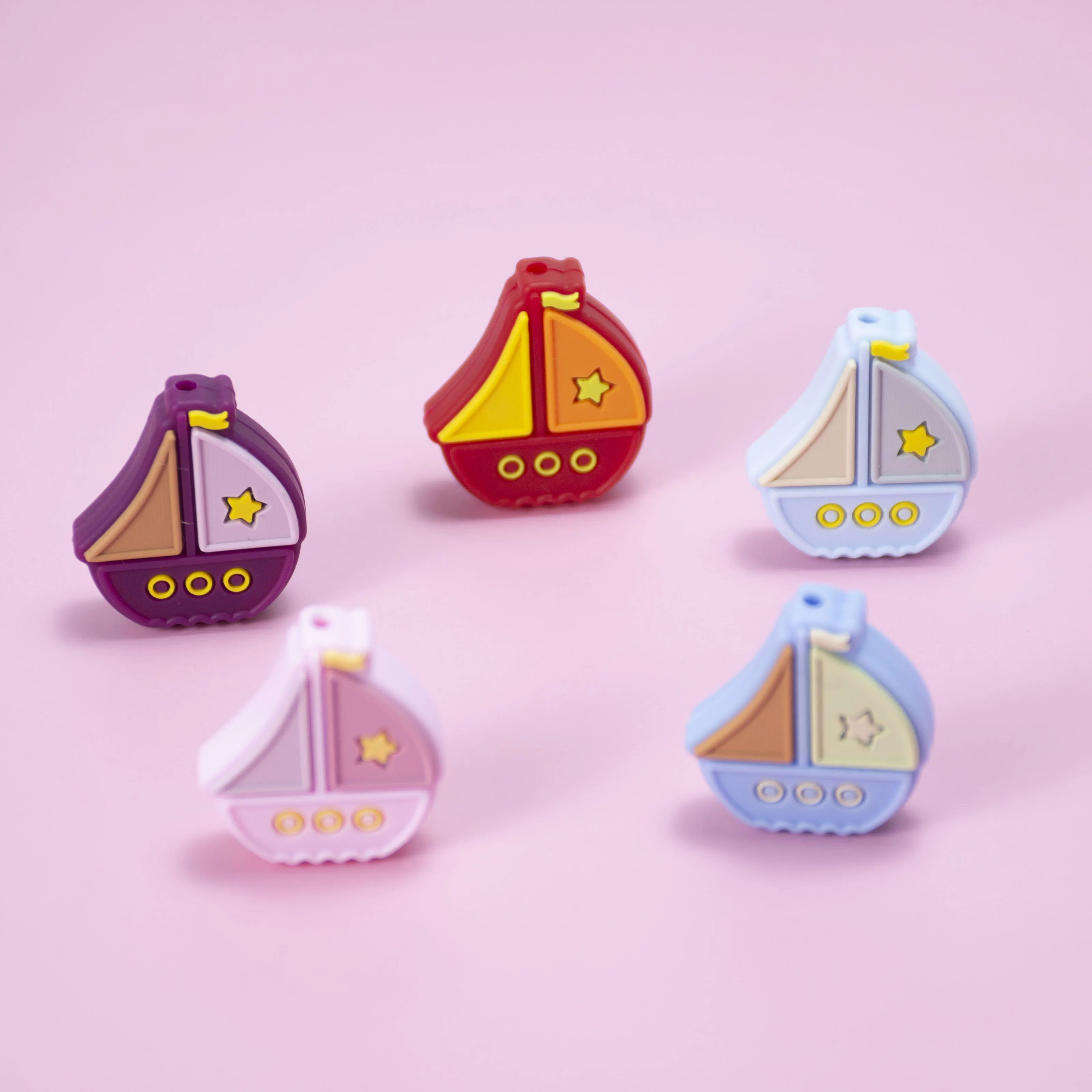 

10 PCS Candy Colors Cartoons Sailboat Shape Silicone Beads Baby Molar Teether Bead DIY Pacifier Chain Jewelry Accessories