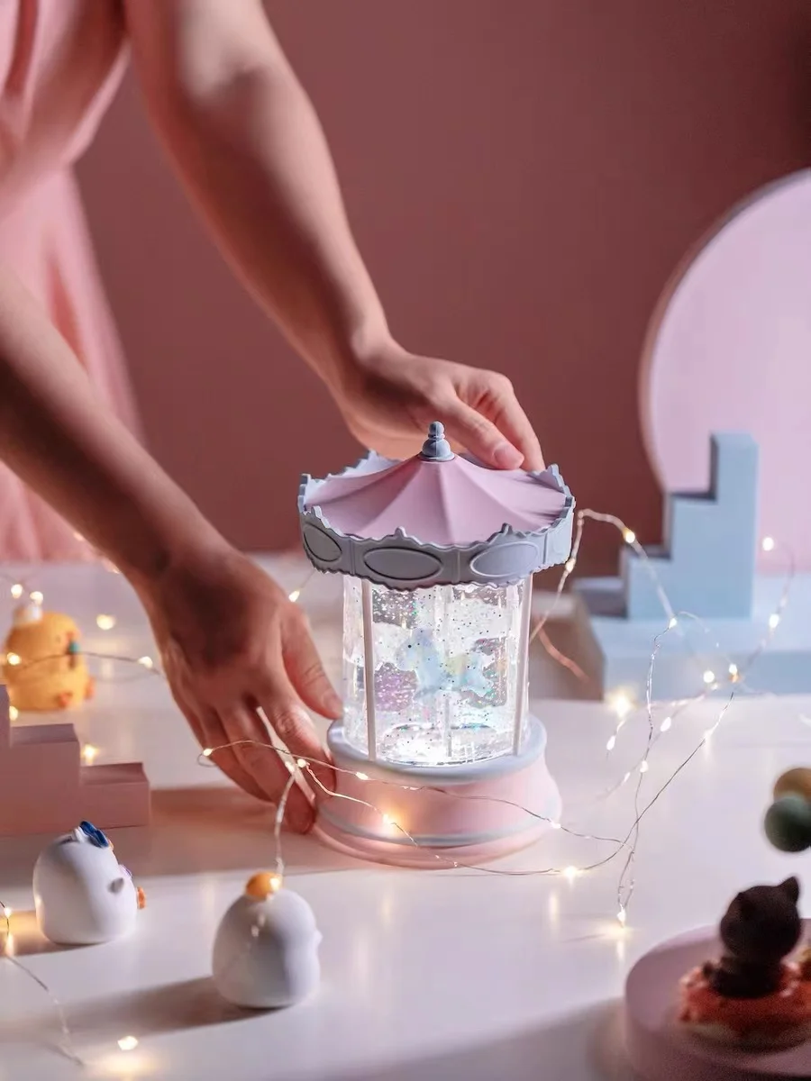 Музыкальная шкатулка в виде карусели с хрустальными шариками музыкальная ночник