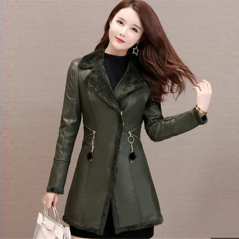 Модное кожаное женское пальто большого размера приталенное осень 2019 средней