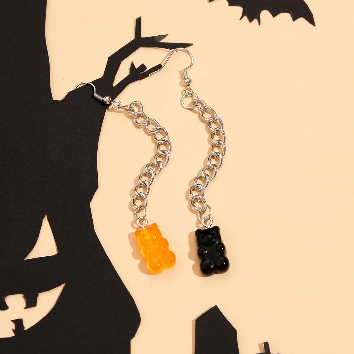 

Trendy Acrylic Resin Cute Bear Pendant Chain Necklace/Earrings Jewelry Set Halloween Holiday Accessories Gift for Girls Children