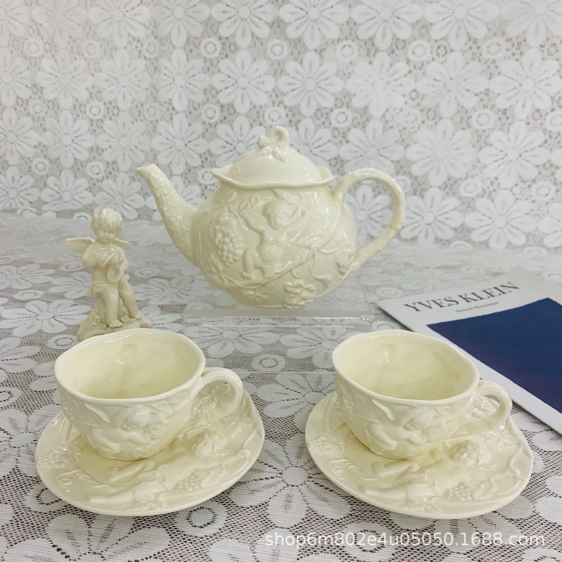 

Cup three-dimensional relief Angel colored glaze European court style high-grade coffee cup plate afternoon Camellia teapot