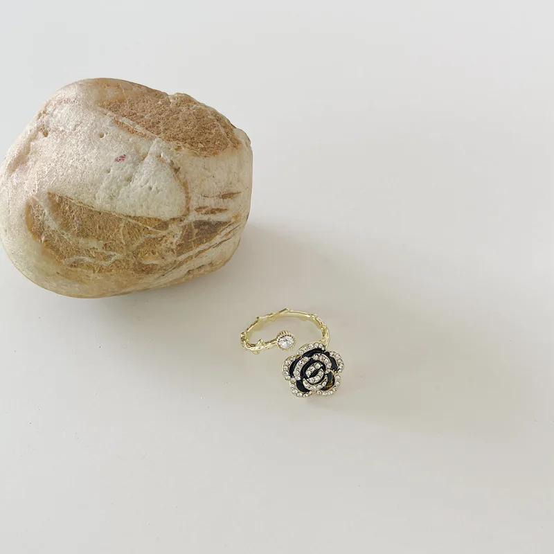 

Bilandi Women Jewelry Vintage Statement Black Flower Ring Popular Design Fashion Adjustable Ring For Women Girls Party Gifts