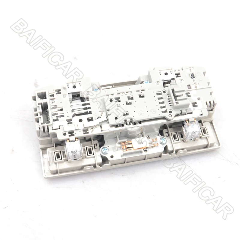 

Baificar Brand New Genuine Overhead Console With Sunroof Switch Map Lamp Reading Light BBM6-69-970B-75 For Mazda 3 2010-2013