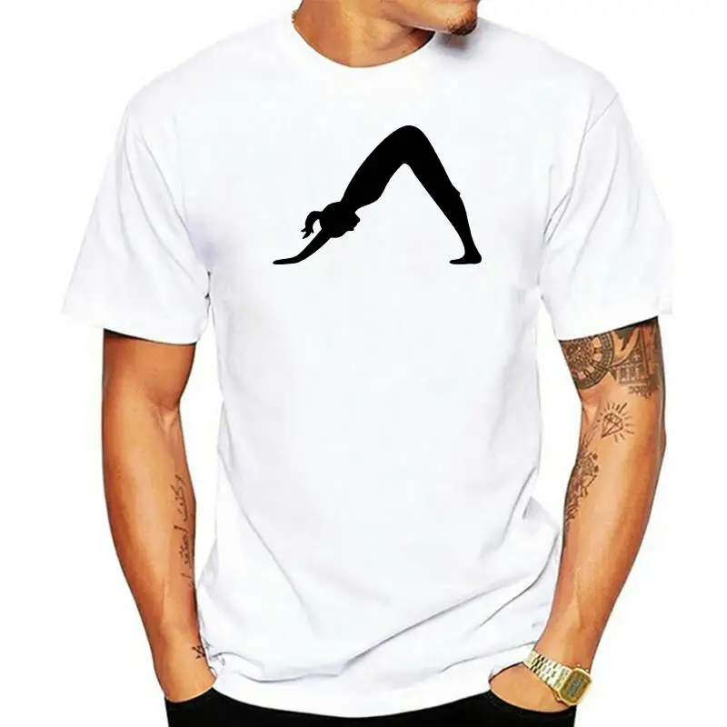 

Нижняя футболка с изображением собаки и позы для йоги