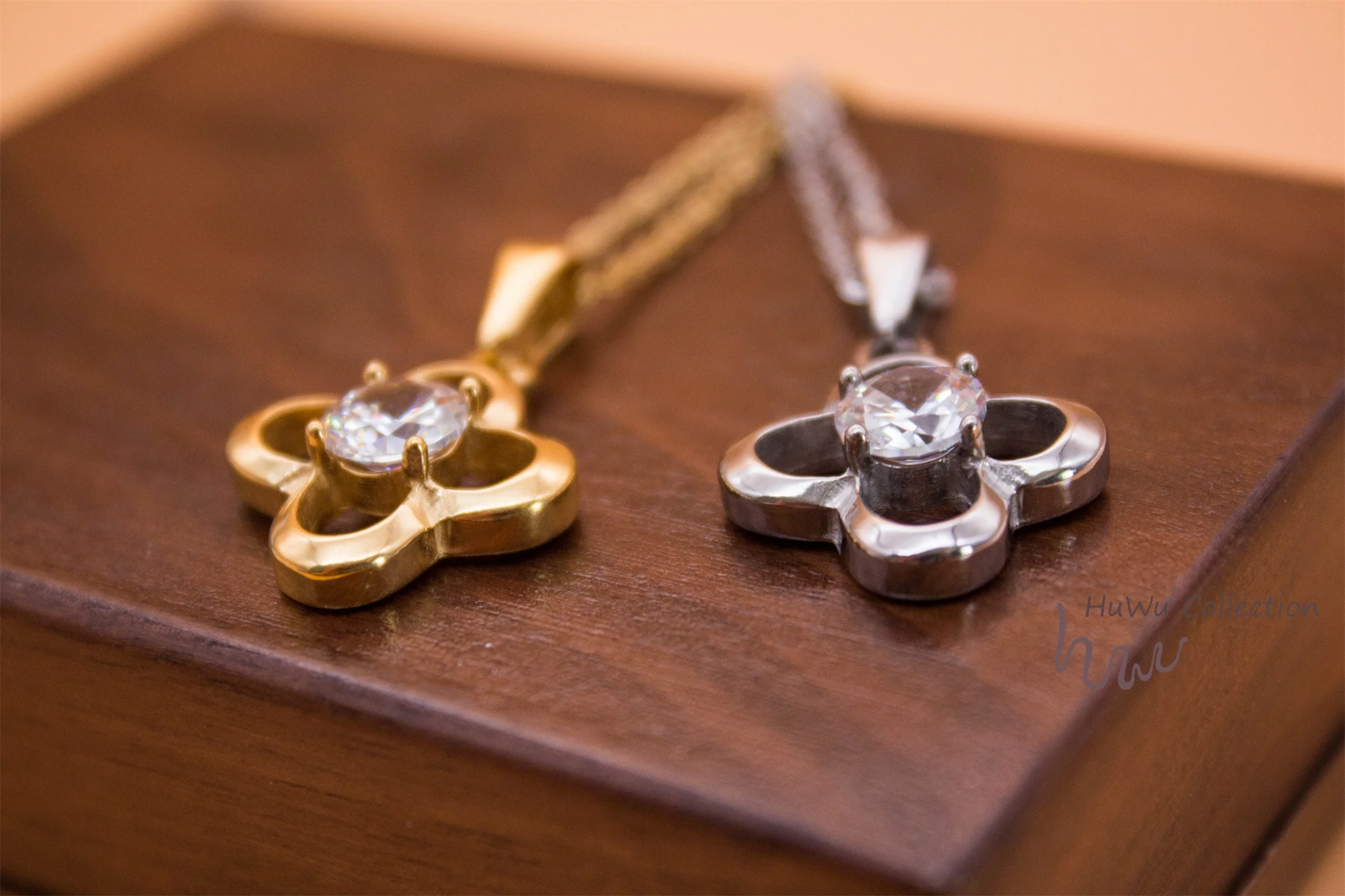 Женское милое маленькое ожерелье с подвеской в виде цветка Модный классический