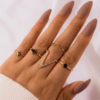 docona 5pcsset geometric dripping oil metal ring sets for women retro letter v joint alloy rings party jewelry anillos 15237