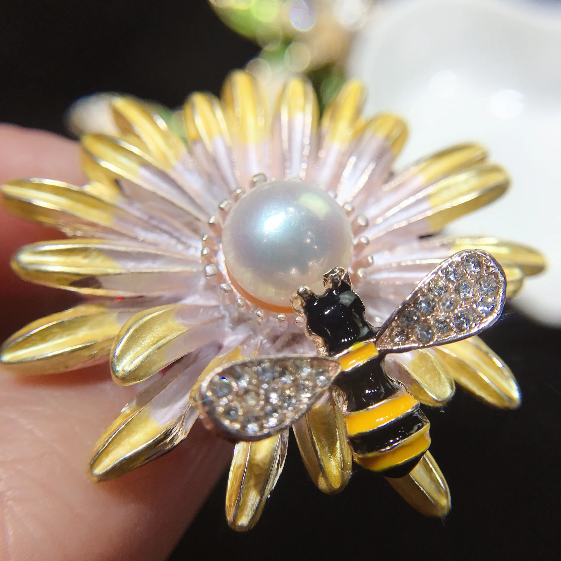Жемчужная брошь цветок пчела маленькая Маргаритка с натуральным пресноводным
