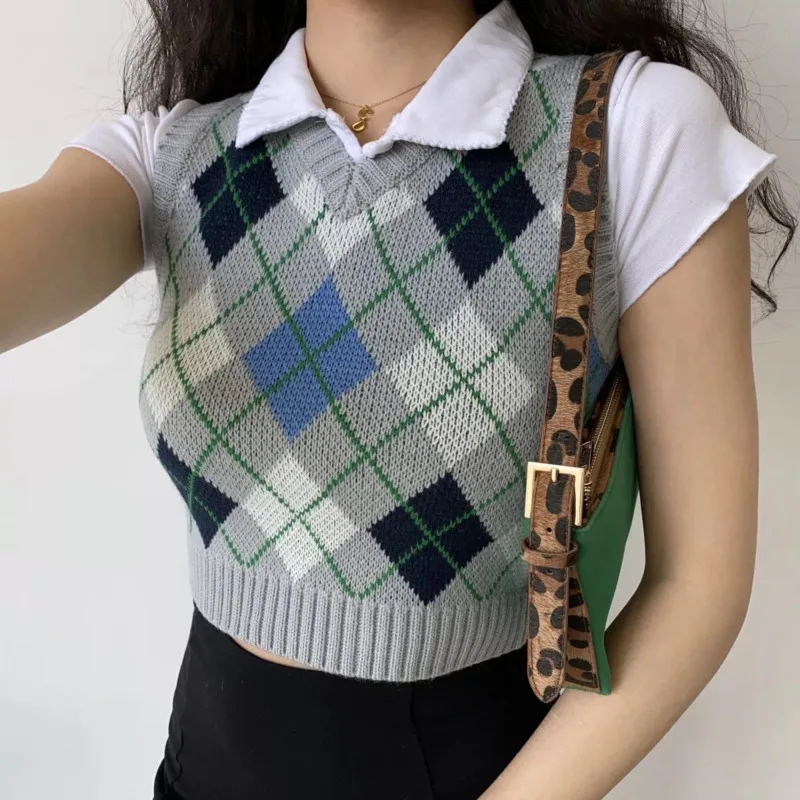

WOMENGAGA European Preppy Style Argyle Pattren Knitted Sleeveless Tops Autumn Short Women V-neck Sweater Vest IGS3