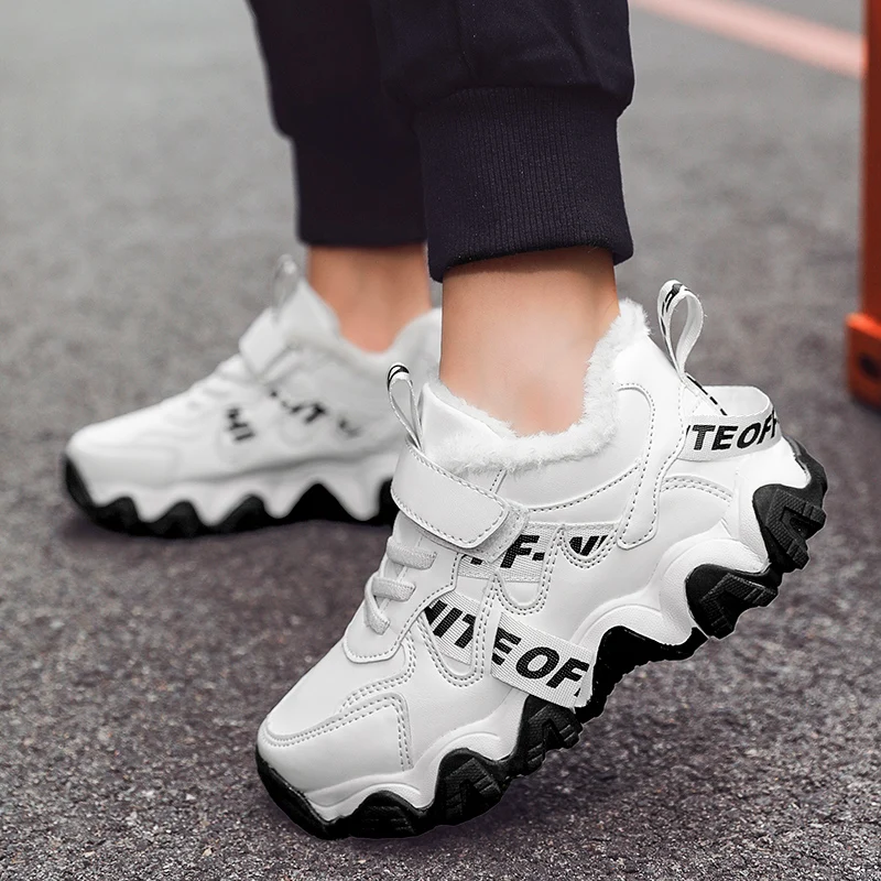 

Keep Warm Kids Shoes Winter Children Sneakers With Fur Fashion Casual Snow Plush Leather Walking Sports Toddler Boys Girls Shoes
