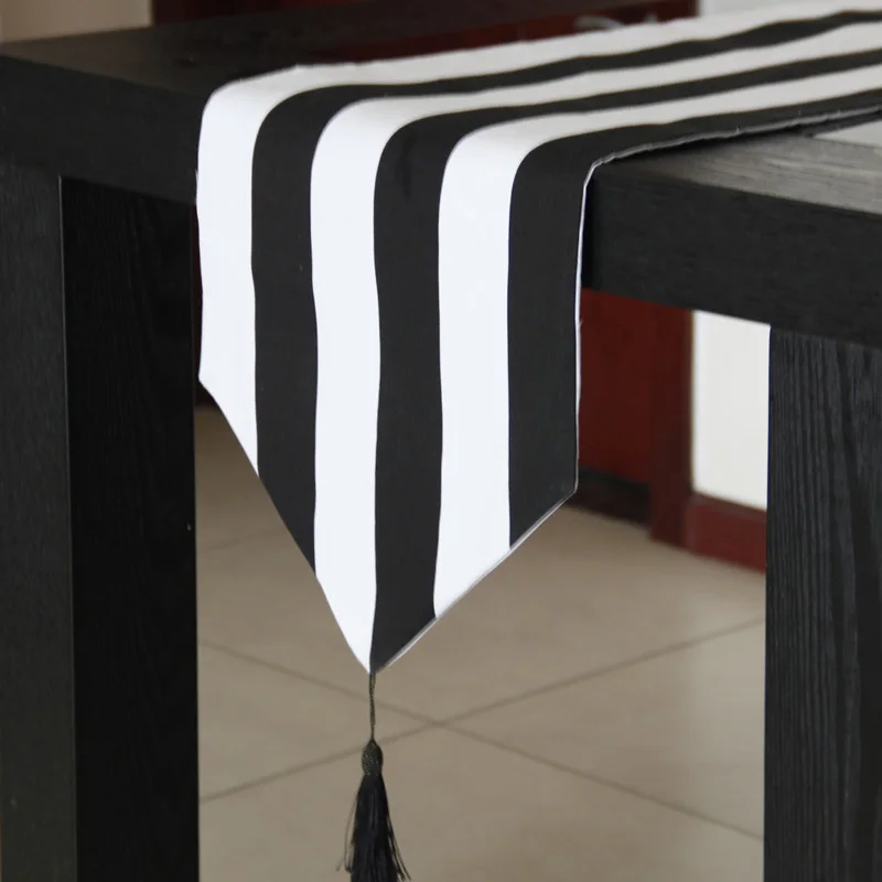 

Nordic Table Runners Stripe Geometry Table Runner Dinning Simple Table Cover Wedding Family Hotel Dust Tablecloth Party Supplies