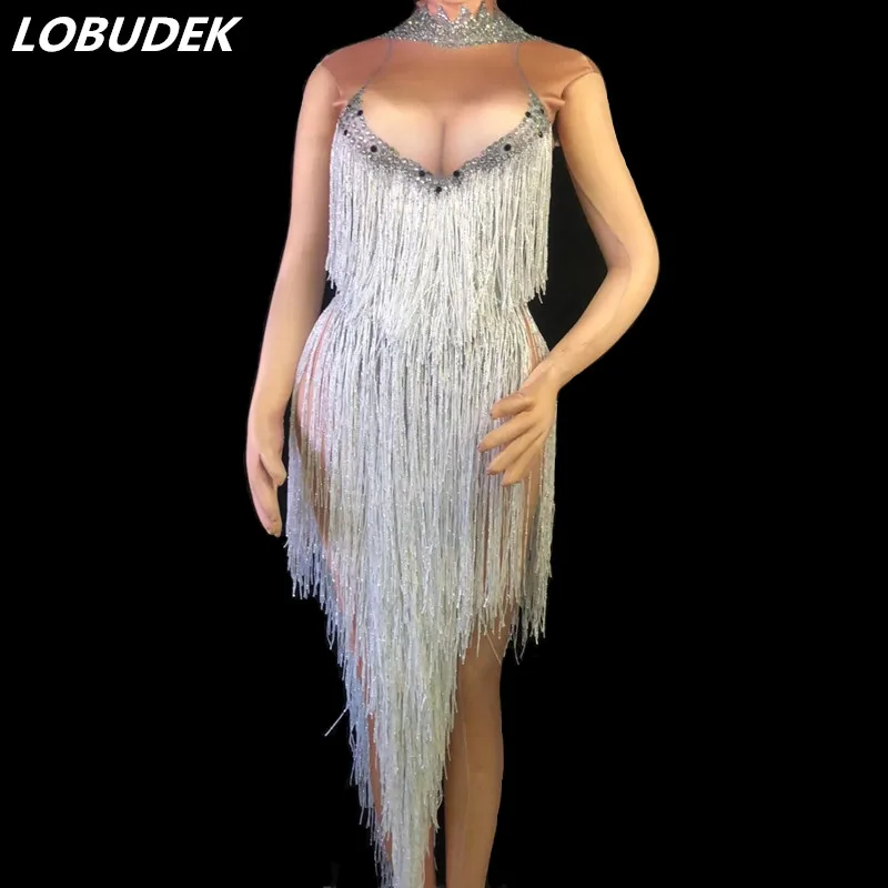 Серебристые стразы белое платье с кисточками сексуальное без рукавов для певицы