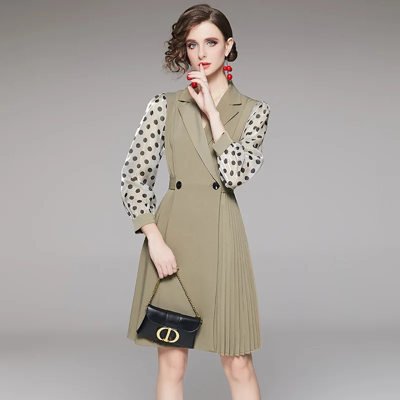 

Fall 2021 New French Elegant Retro Dots Stitching Pleated Fake Two-Piece Dress