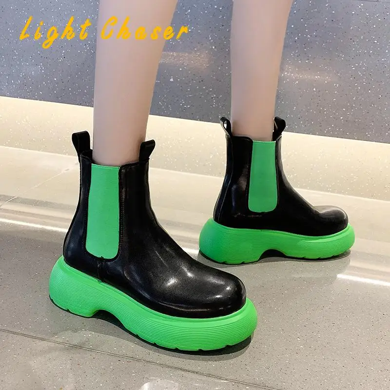 2021 New Chunky Boots Fashion Platform Women Ankle Female Sole Pouch Ankle Botas Mujer Round Toe Slip-on Botas Altas Mujer