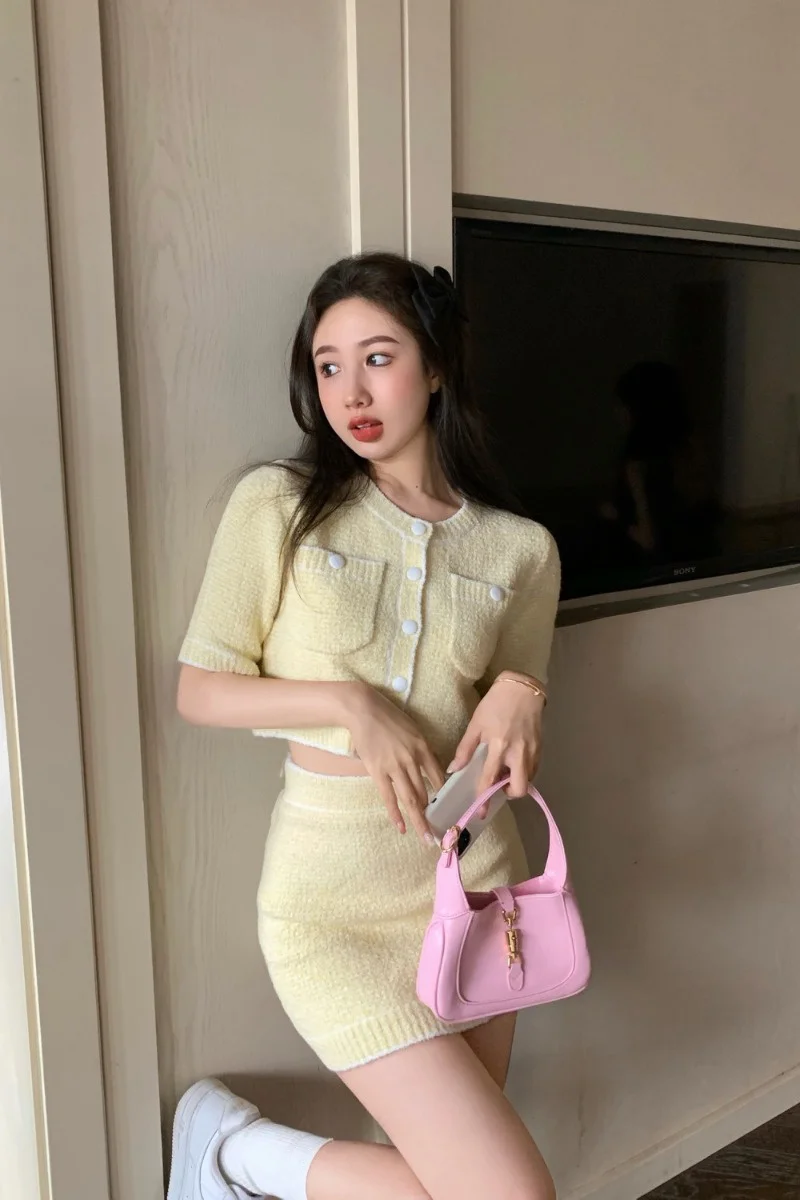 

Skirts 2021 Women Two Piece Crop Top And Skirt Set Sexy Blue Korean Gothic Harajuku Kawaii Sweet Mini women Office Suit clothes