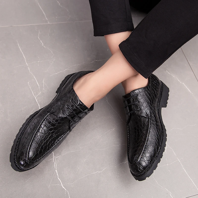 Кроссовки мужские кожаные на шнуровке повседневные уличные туфли-оксфорды