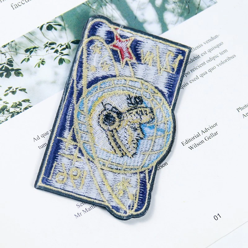 Нашивка с рисунком астронавта Путешествие в космос | Дом и сад