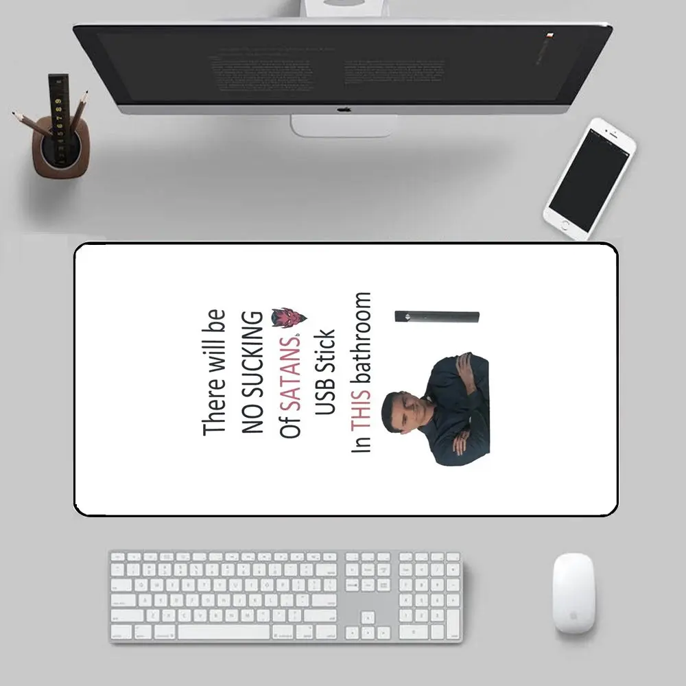 Не будет сосать из SATANS usb-накопитель в этой ванная комната большой игровой Мышь