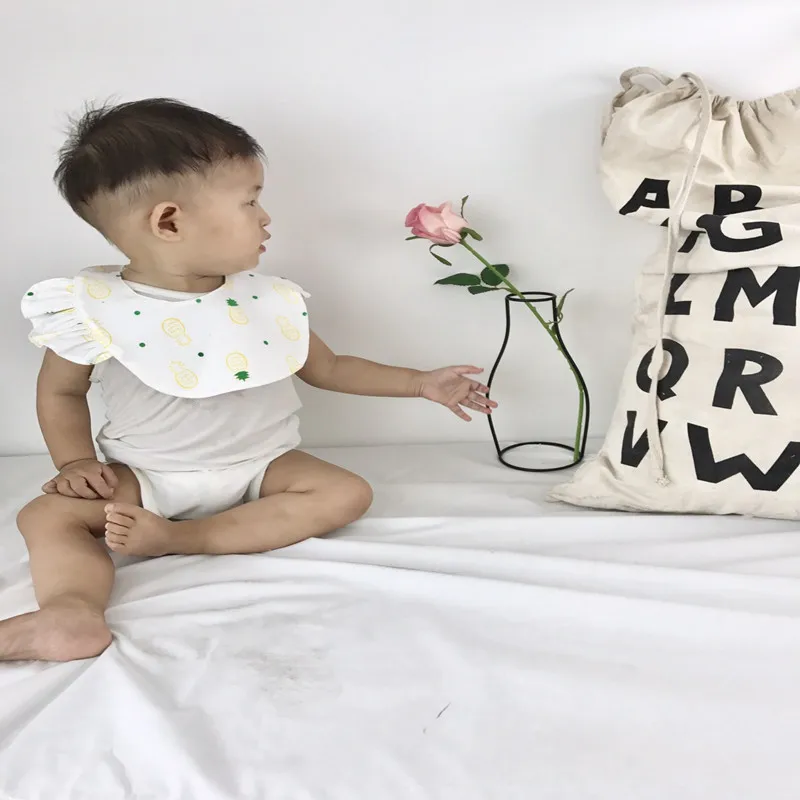 Детские нагрудники двойные хлопковые милые маленькие с принтом крыльев