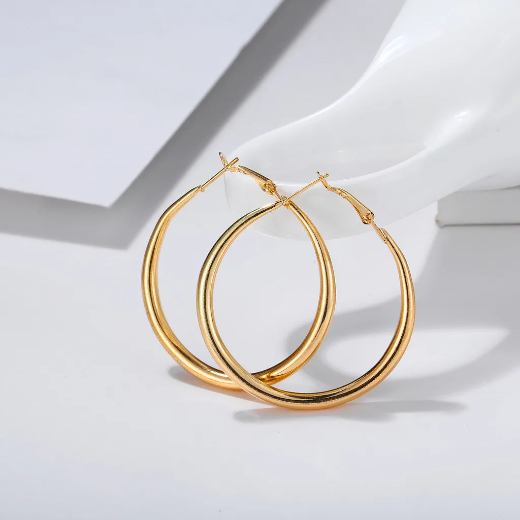 

Punk Rock Minimalist 50mm Thick Tube Big Gold Alloy Round Circle Hoop Earrings Vintage Loop Earrings Modern Female Jewelry