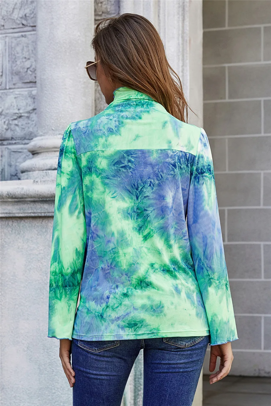 

2020 Streetwear Elegant Women Flare Sleeve Turtleneck T-shirt Top Fashion Tie-dye Print Casual Loose Pleated Tee Autumn Winter