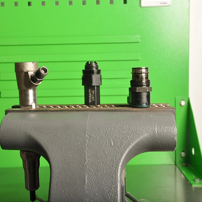 Инструмент для общей топливной магистрали совместимый с инструментом сборки и