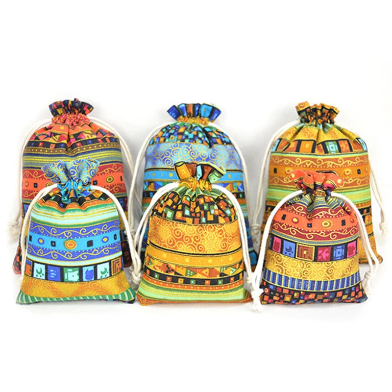 

Vintage Cotton Fabric Gift Bags Packing Jewelry Drawstring Pouch Cosmetic Wedding Candy Wrappling Reusable Festival Sachet Print