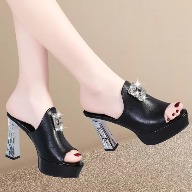 

Сланцы женские с открытым носком, пляжные шлепанцы для отдыха, без застежки, квадратный каблук, повседневная обувь для вечеринки, летние Тап...