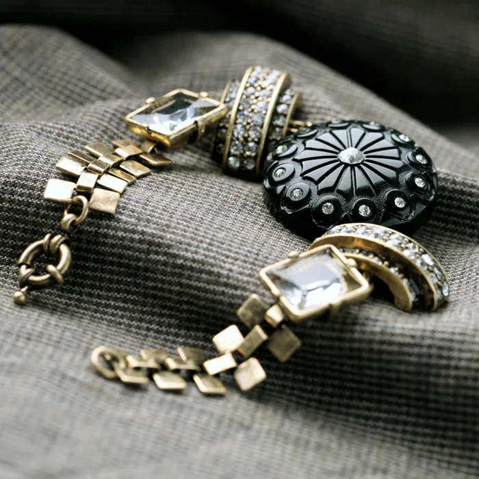 Элегантные популярные ювелирные изделия хит продаж черный камень из смолы