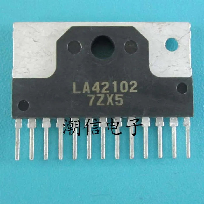 LA42102 SIP-13 | Компьютеры и офис