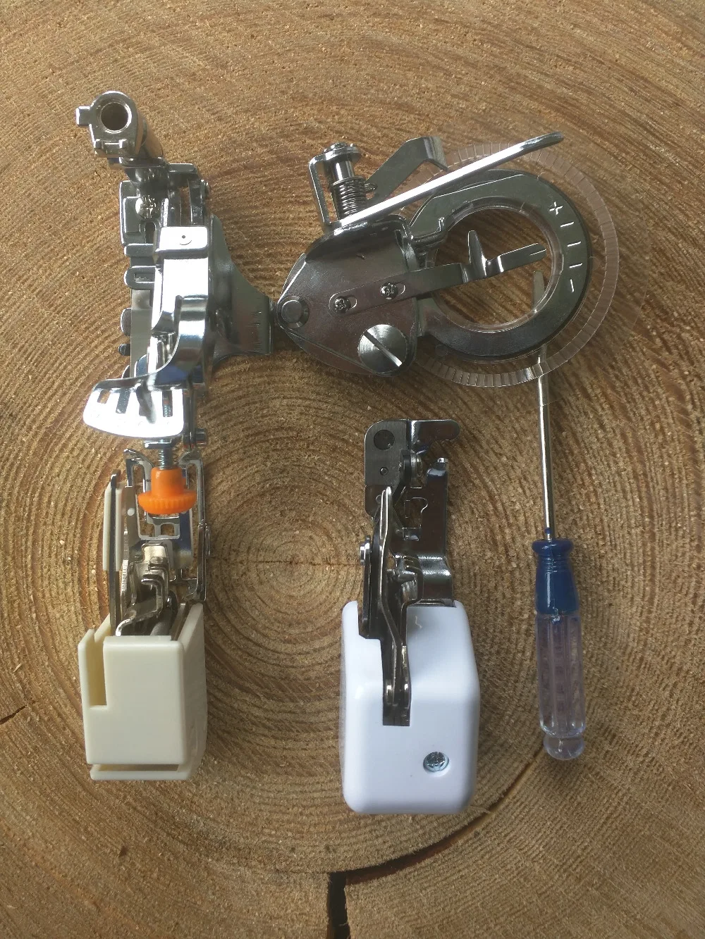 4 шт подгибки и вырезы по бокам лапки для волков стежков в старом стиле бернины 730