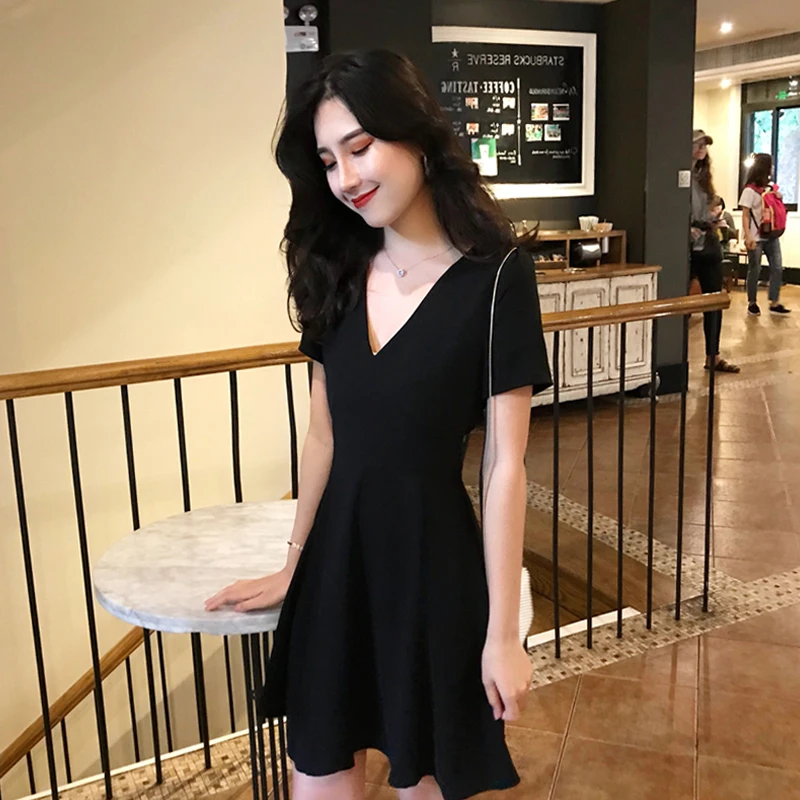 Женское летнее платье большого размера с пышной юбкой черная облегающая юбка