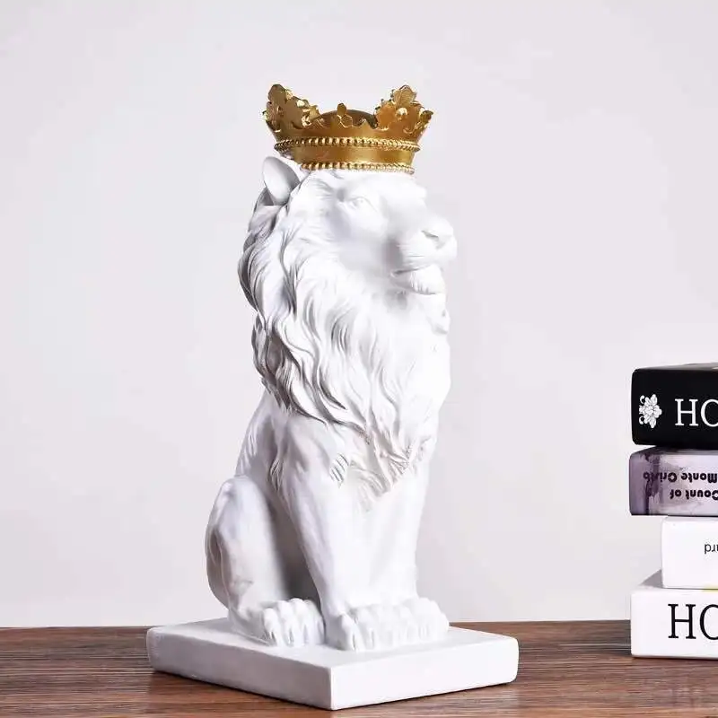 

Crown lion Figurines Nordic resin decoration for living room porch TV cabinet decorations simple model room home furnishings