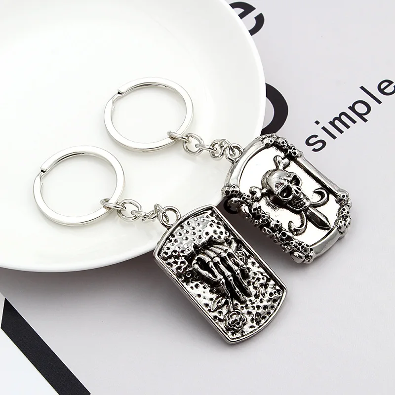 

Автомобильный брелок с рисунком черный брелок для ключей металлический брелок для ключей креативный держатель для ключей автомобильные ак...