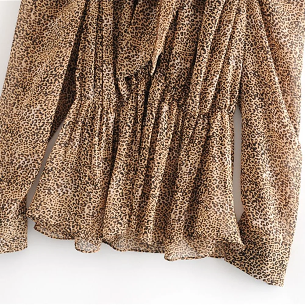 Женская Облегающая рубашка с леопардовым принтом V образным вырезом и длинным