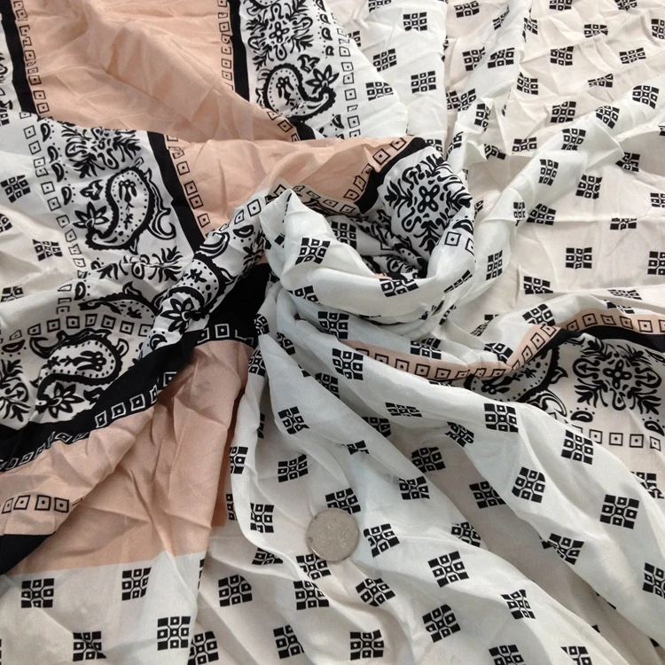 

#Y7,LENGTH:1290CM,width:134cm,thickness:15mm,100% mulberry silk fabric crepe