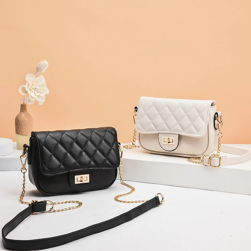

Luxury Designer Bag Women 2021 New Fashion Mini Bag Super Fire Shoulder Messenger Bag Small Fragrant Rhombus Chain Bag Purses