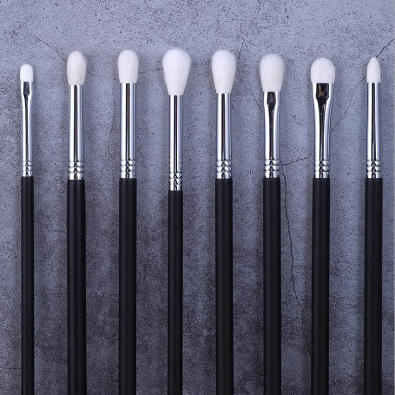 Профессиональные кисти для макияжа косметические с деревянной ручкой теней