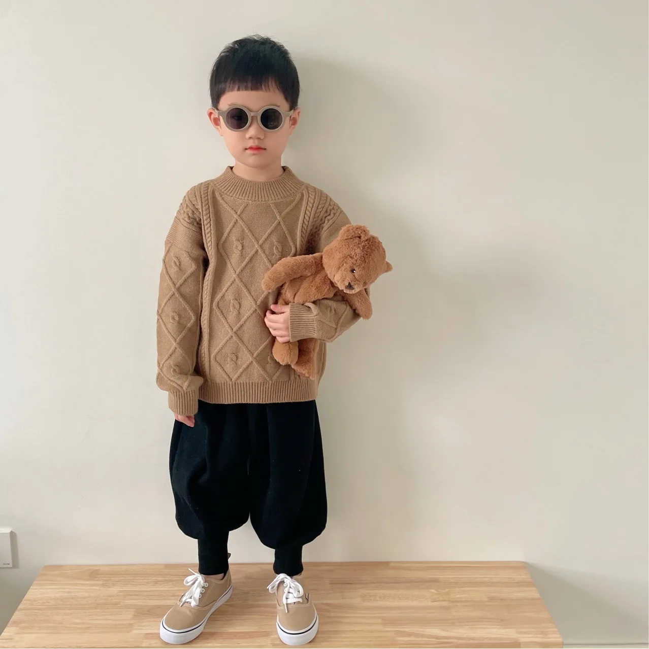 

Autumn/Winter 2021 New Children's Collar Sweater Korean Version of The Fashion Boy Solid-color Sweater Knitwear Boys Sweater