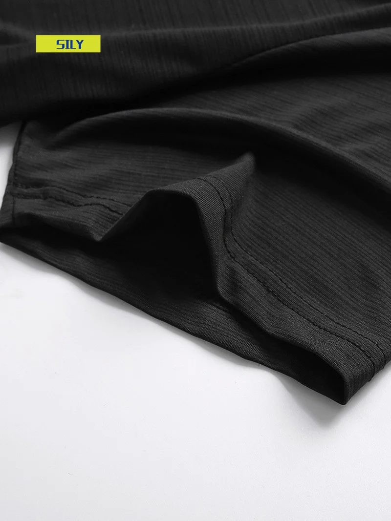 

New spring and summer T-shirts men's casual tops Young men's sports bottoming shirts Simple round neck ice silk T-shirts