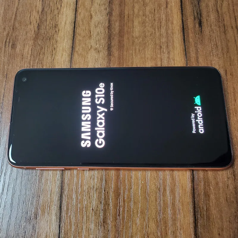 【 85% Новый 】 Мобильные телефоны Samsung S10e G970u1 128 ГБ нормально работающие