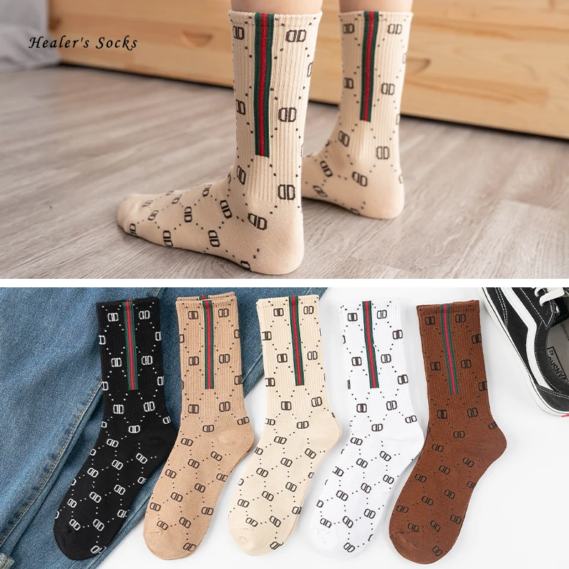 

New Kawaii Couples Letter Men Women Socks Cotton Harajuku Fashion Streetwear Japanese Long Happy Retro Funny Female Tube Socks