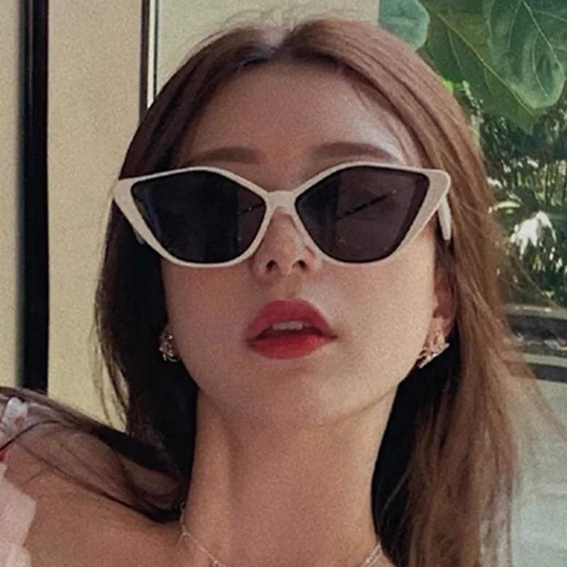 

Ladies Cat Eye Sunglasses Women Brand Designer Fashion Small Frame Sun Glasses for Female Trend UV400