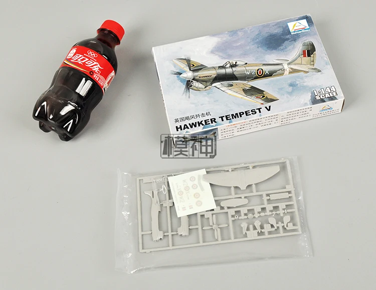 Новинка 2019 масштаб 1:144 британский истребитель Hawker Tempest V высокодетализированная