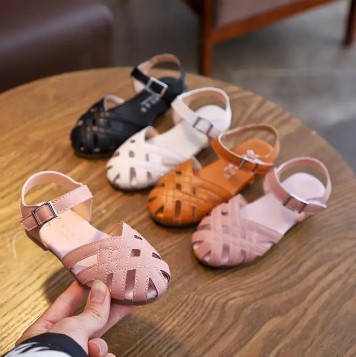 Летние сандалии для девочек детская Праздничная обувь с блестками тонкие туфли