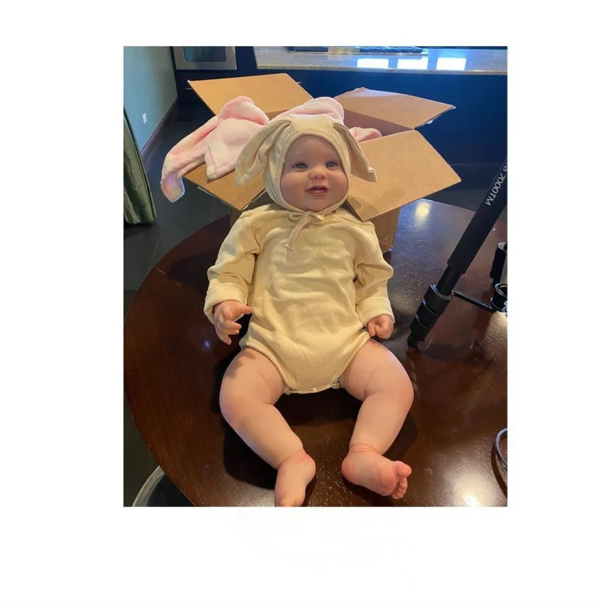 

3D Paint Skin With Vascular Vein 60 CM Soft Silicone Smiling Reborn Baby Doll Toy For Girl Fat Princess Toddler Birthday Gift