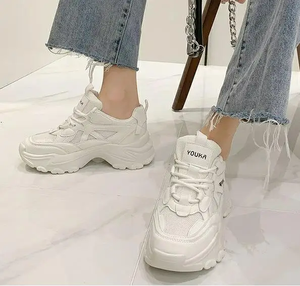 

Кроссовки женские, на массивной подошве, увеличивающие рост, 2021